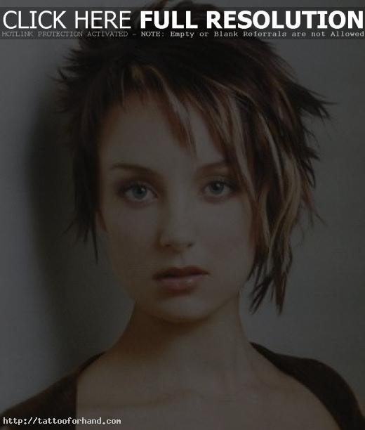 Emo punk hairstyles for women | New Hair Colors, Styles and many more