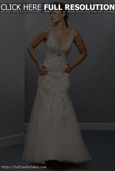 Gorgeous Wedding Dress: Vintage Lace Wedding Dress