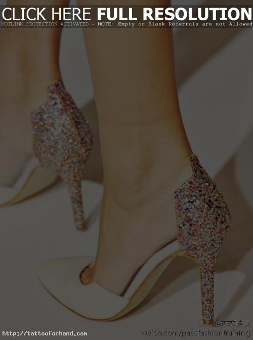 confortable white sparkly formal shoes