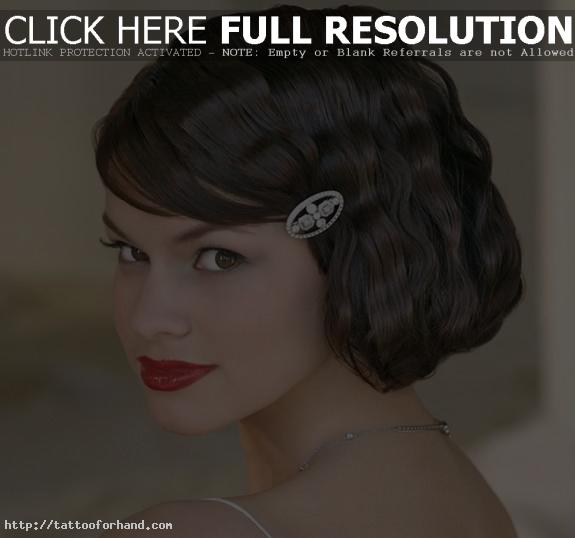 Great Medium Haircuts For black color hair with Rectangular Face