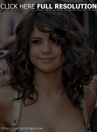 How to Make Wavy Hairstyles -Selena Gomez Wavy Hair